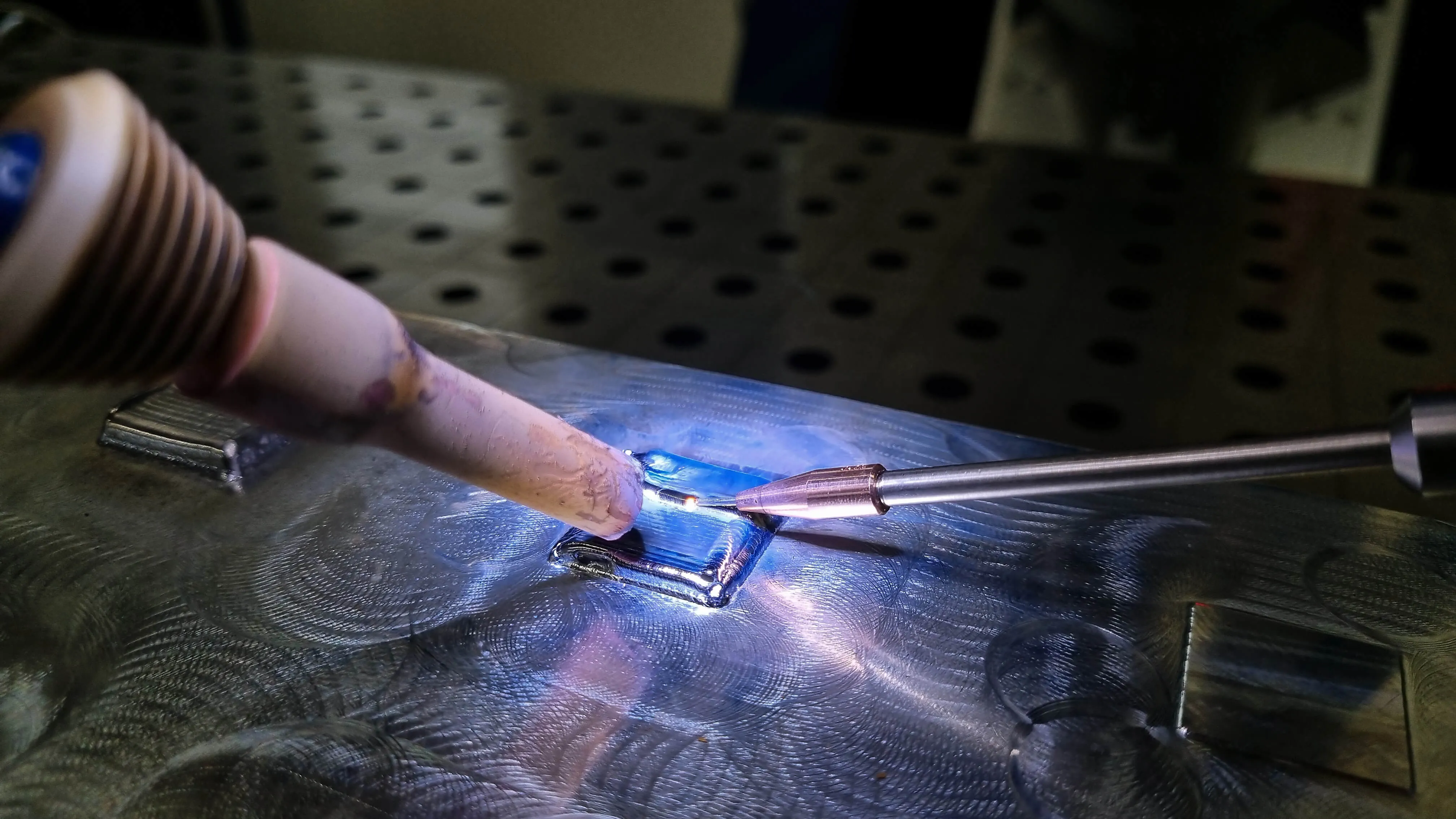 Laserschweissen Flaeche automatisch