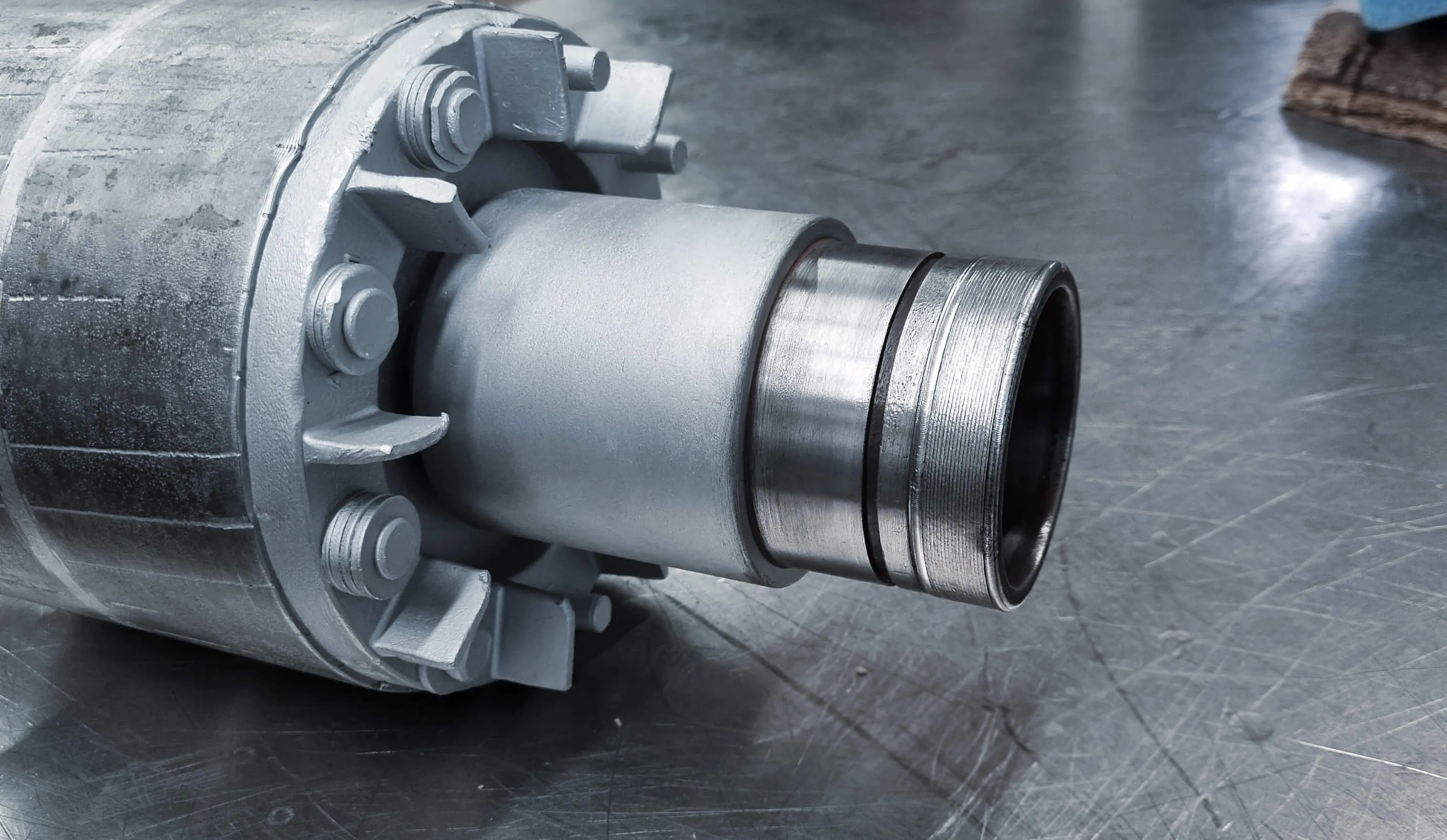 Elektromotor-Lagersitz aufgeschweißt